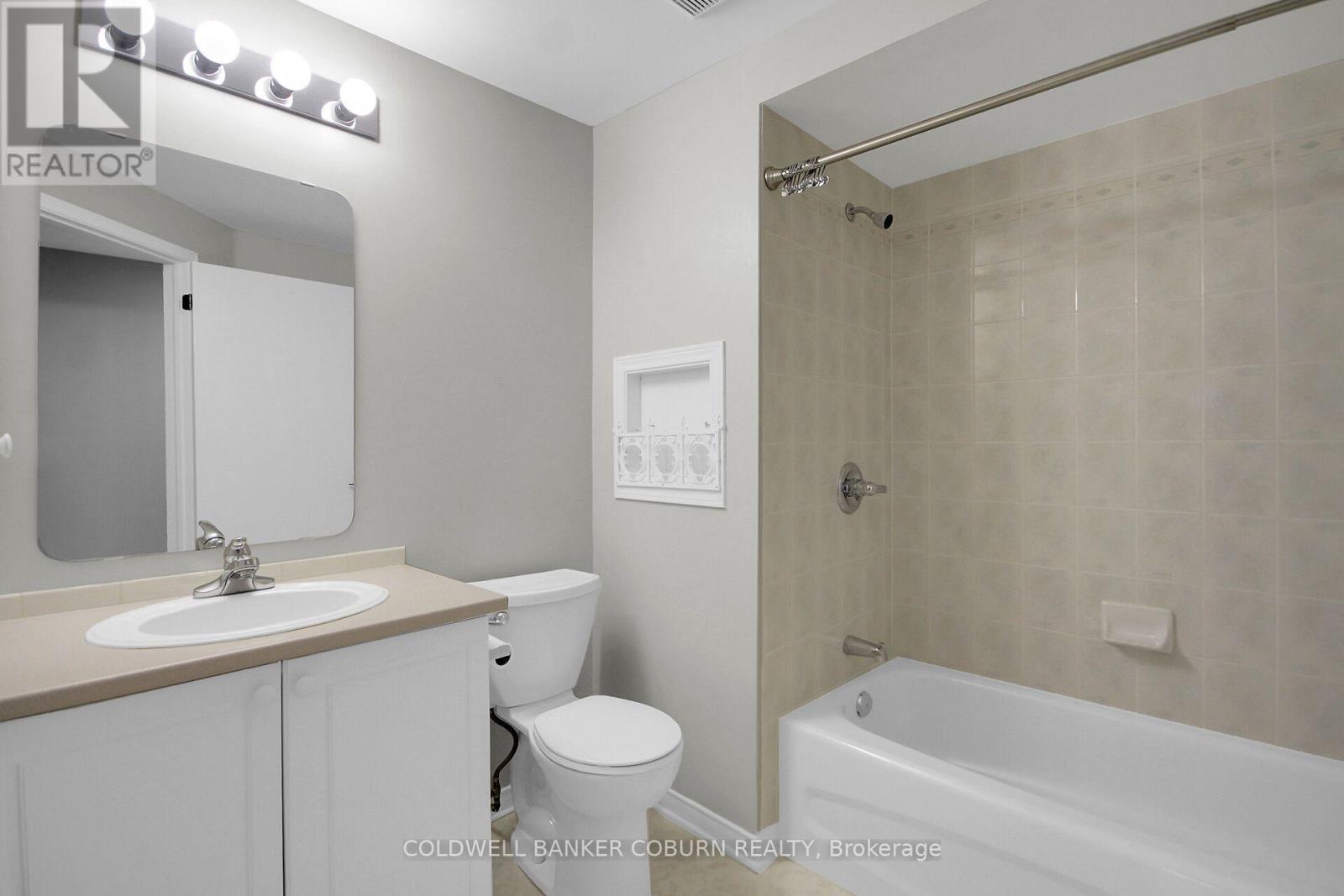 10 Daybreak Street — photo 29