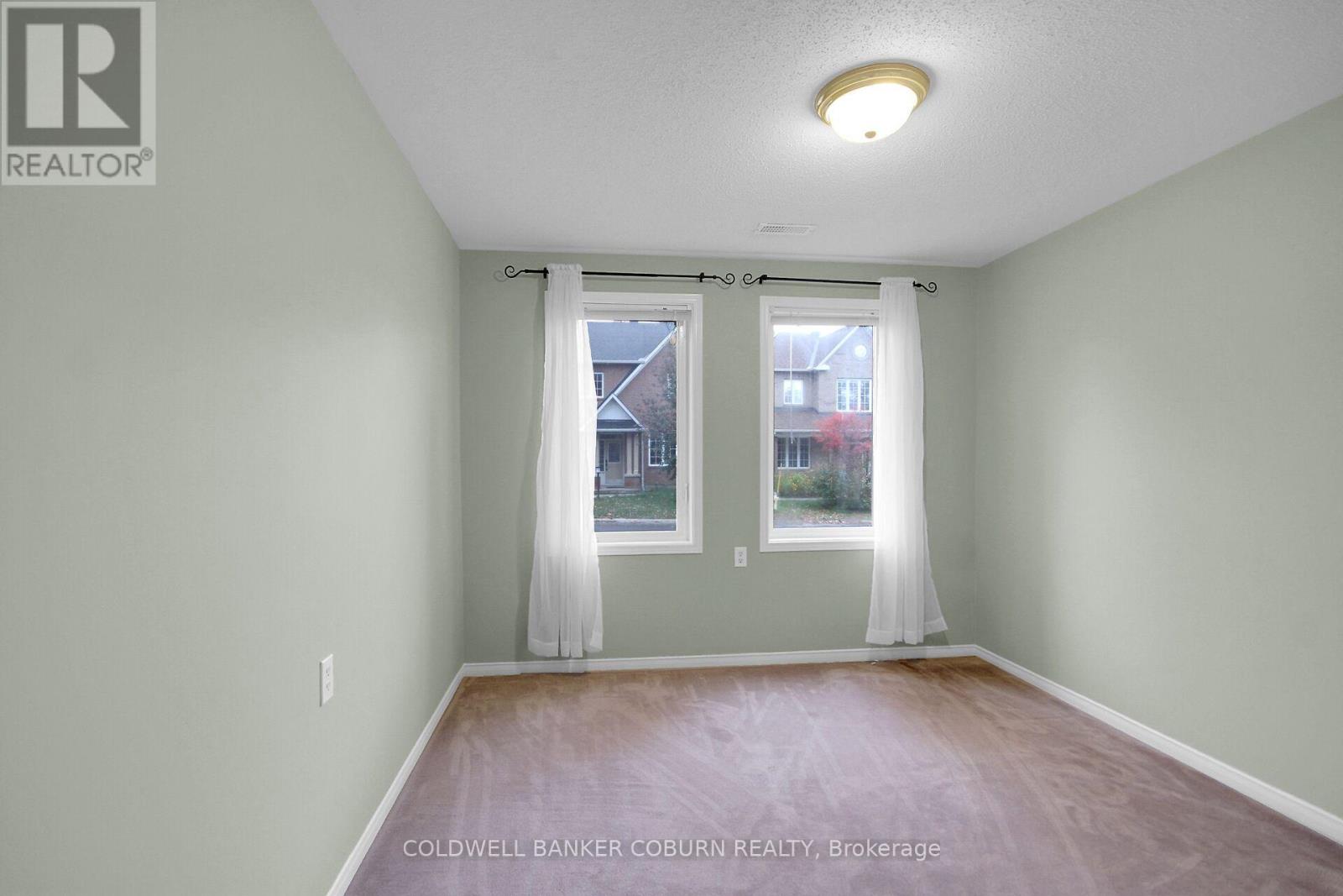 10 Daybreak Street — photo 7