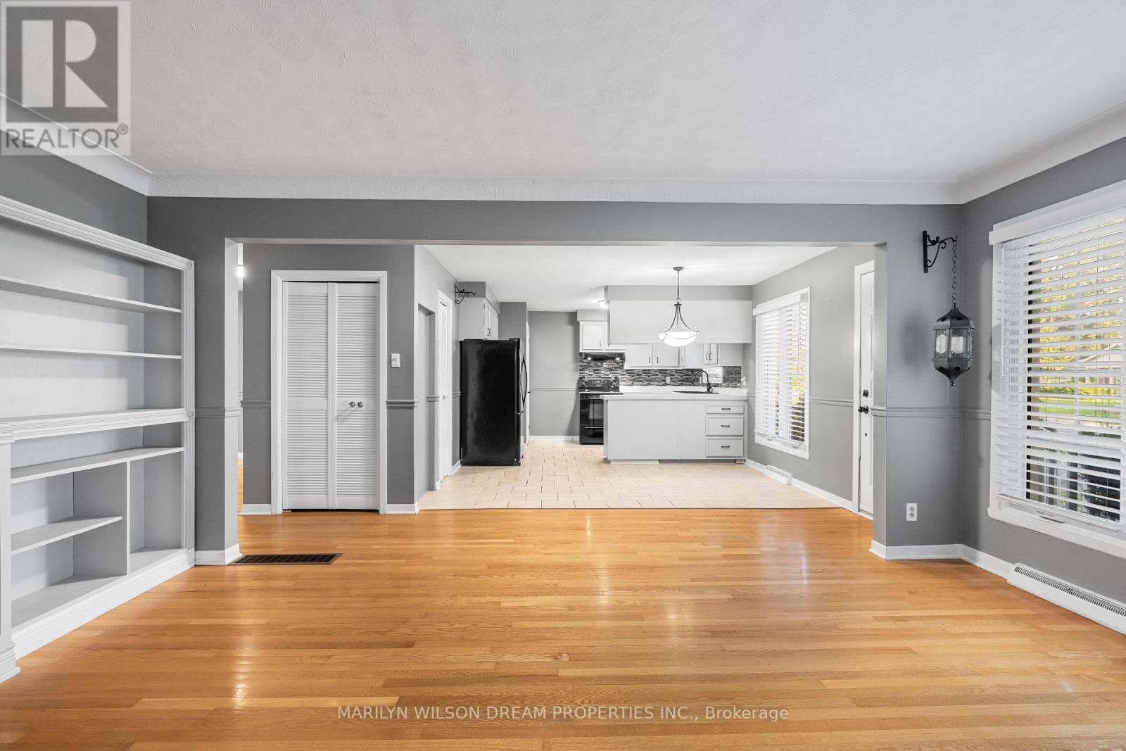 436 BEACH AVENUE - 8