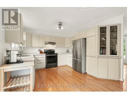 18 Centre Street, Clarence Rockland, ON K0A1E0 Photo 14