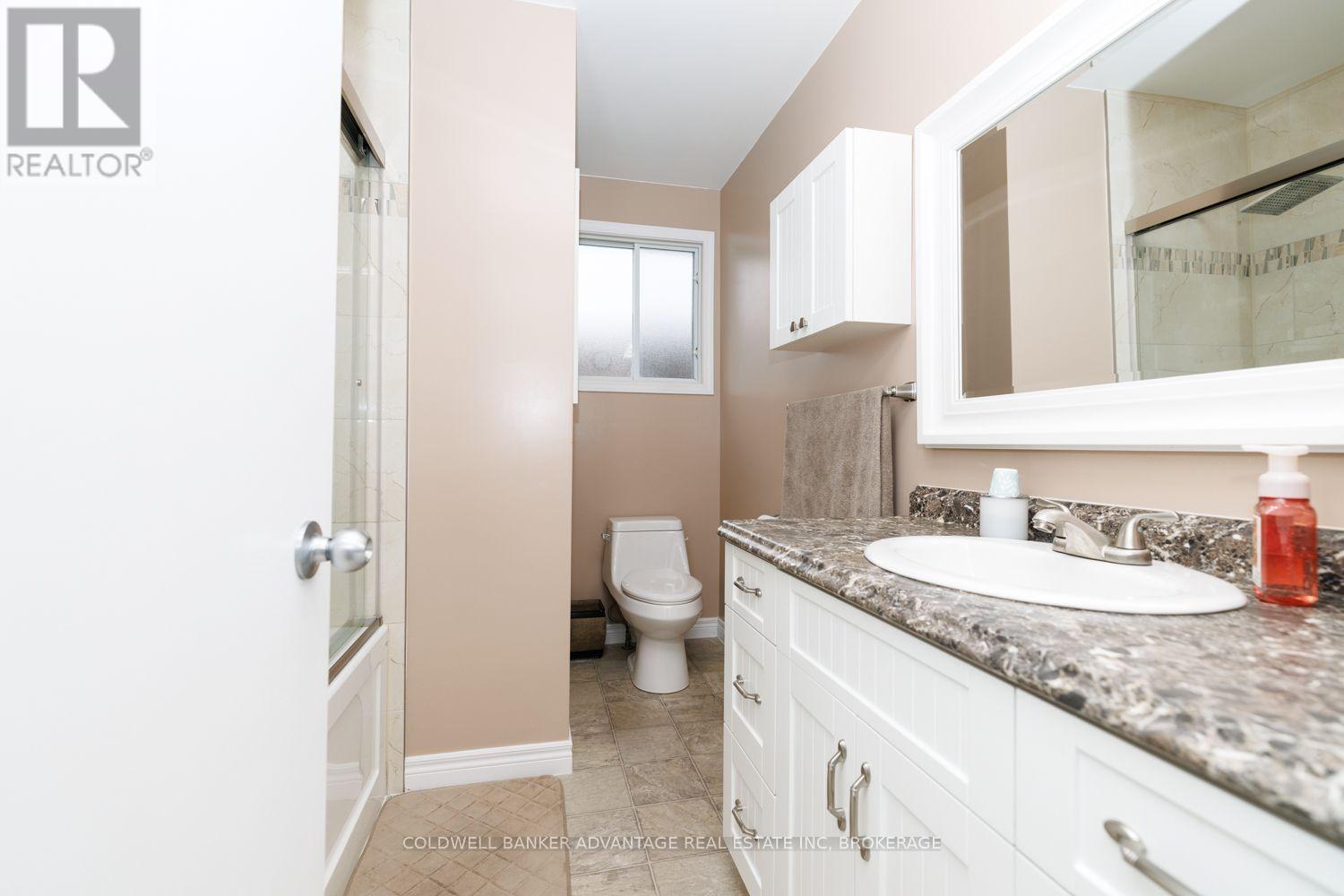27 Chantal Court — photo 20