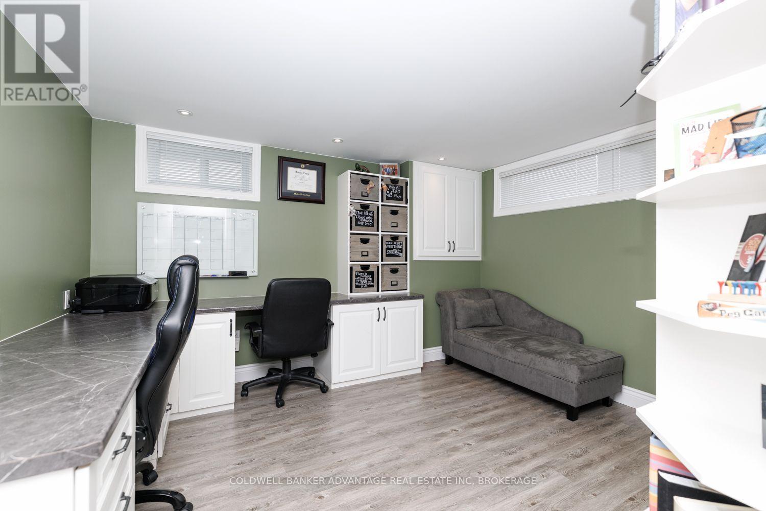 27 Chantal Court — photo 29