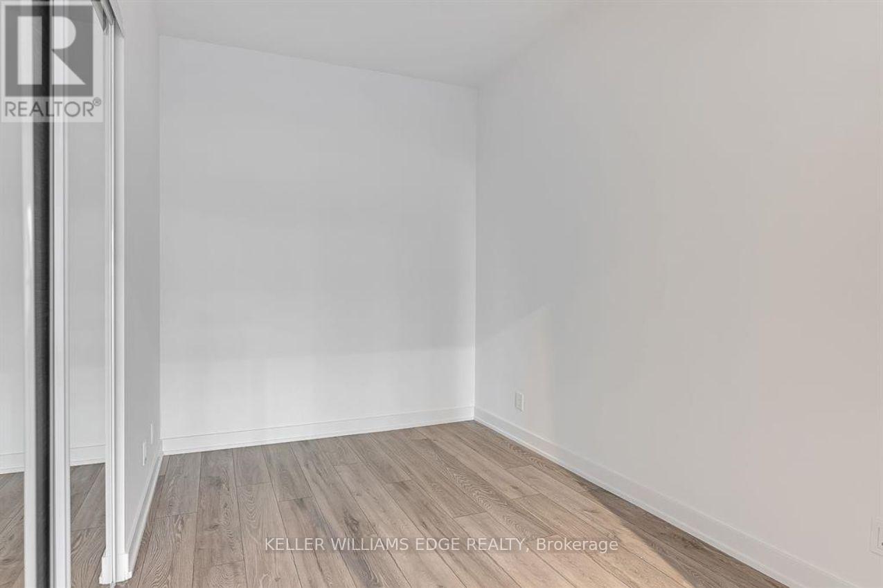 #701 108 PETER STREET - 13
