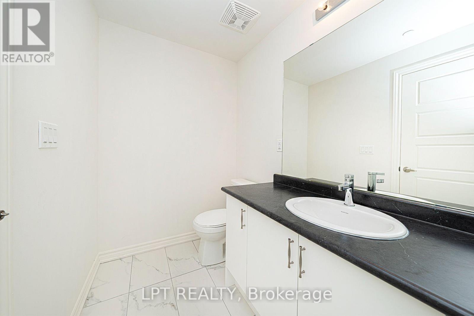 110 Grew Boulevard — photo 18
