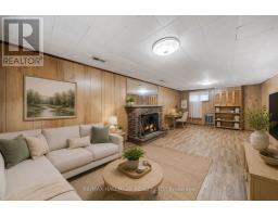 27 Sunray Crescent, Toronto, ON M3M2C4 Photo 26