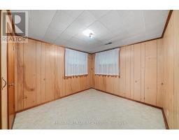 27 Sunray Crescent, Toronto, ON M3M2C4 Photo 31