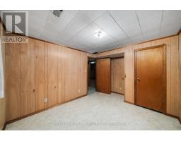 27 Sunray Crescent, Toronto, ON M3M2C4 Photo 32