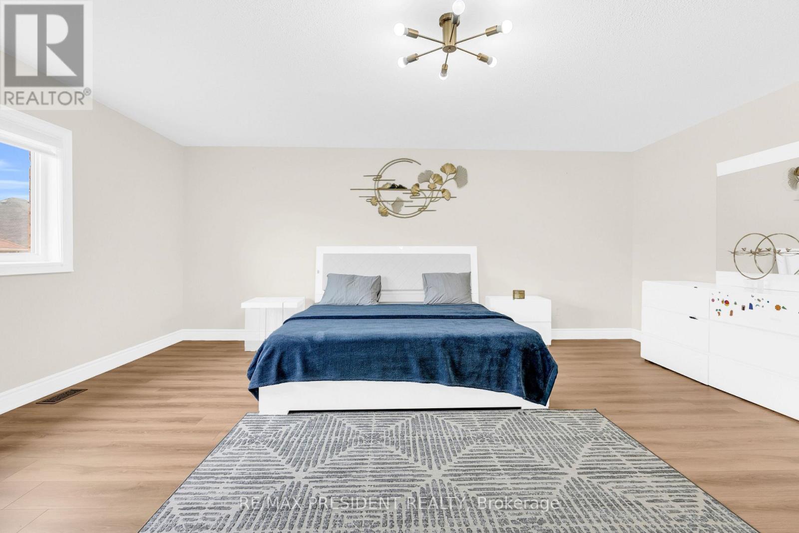 25 SELSDON STREET - 18