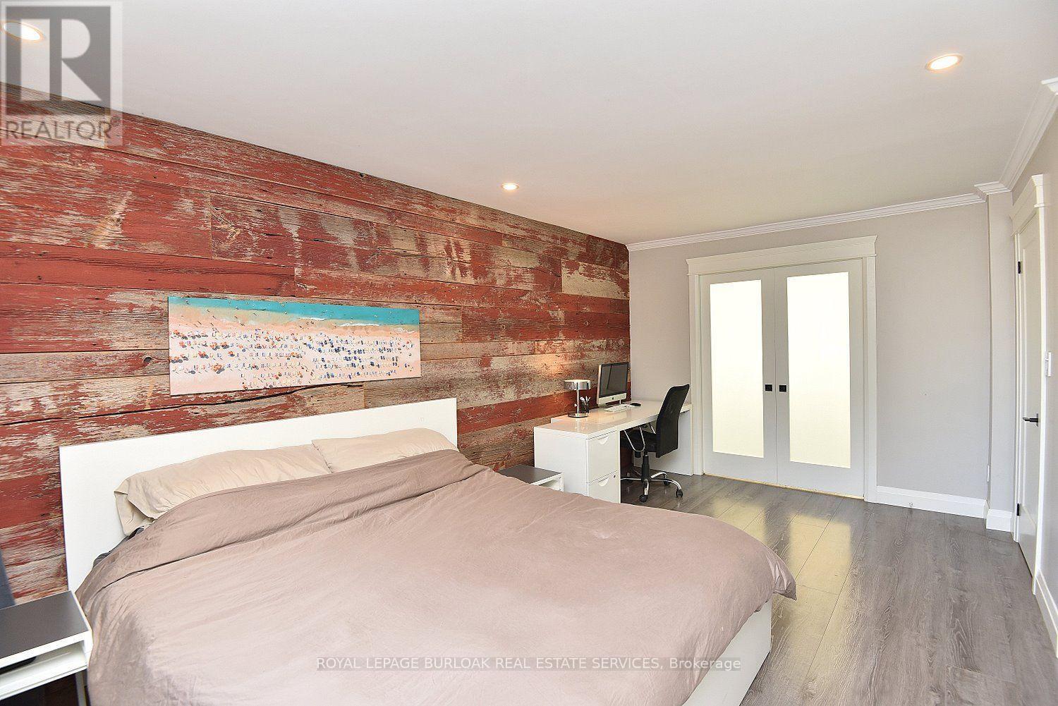 699 CASTLEGUARD CRESCENT - 27