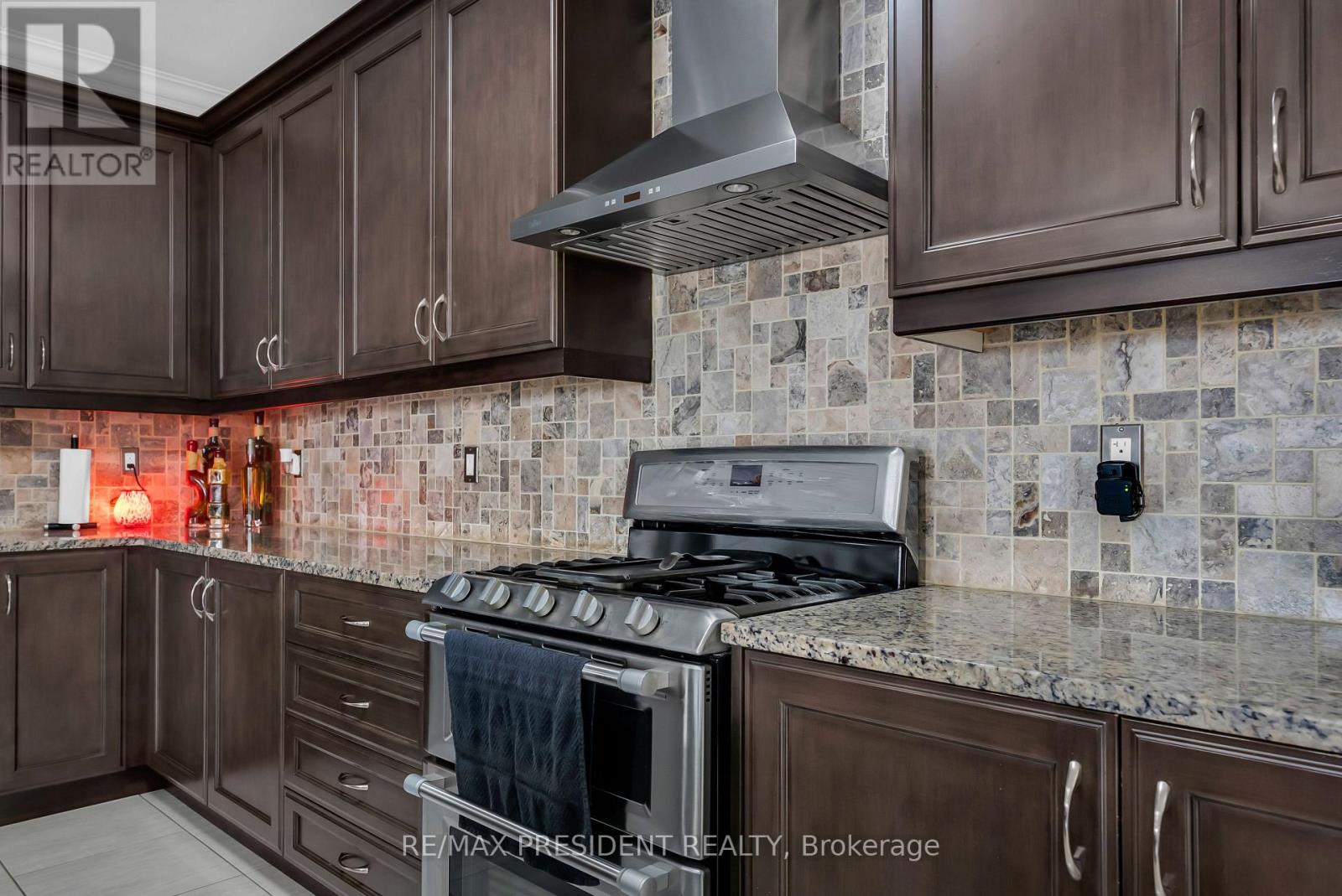 16 Canary Close, Brampton, ON photo 20