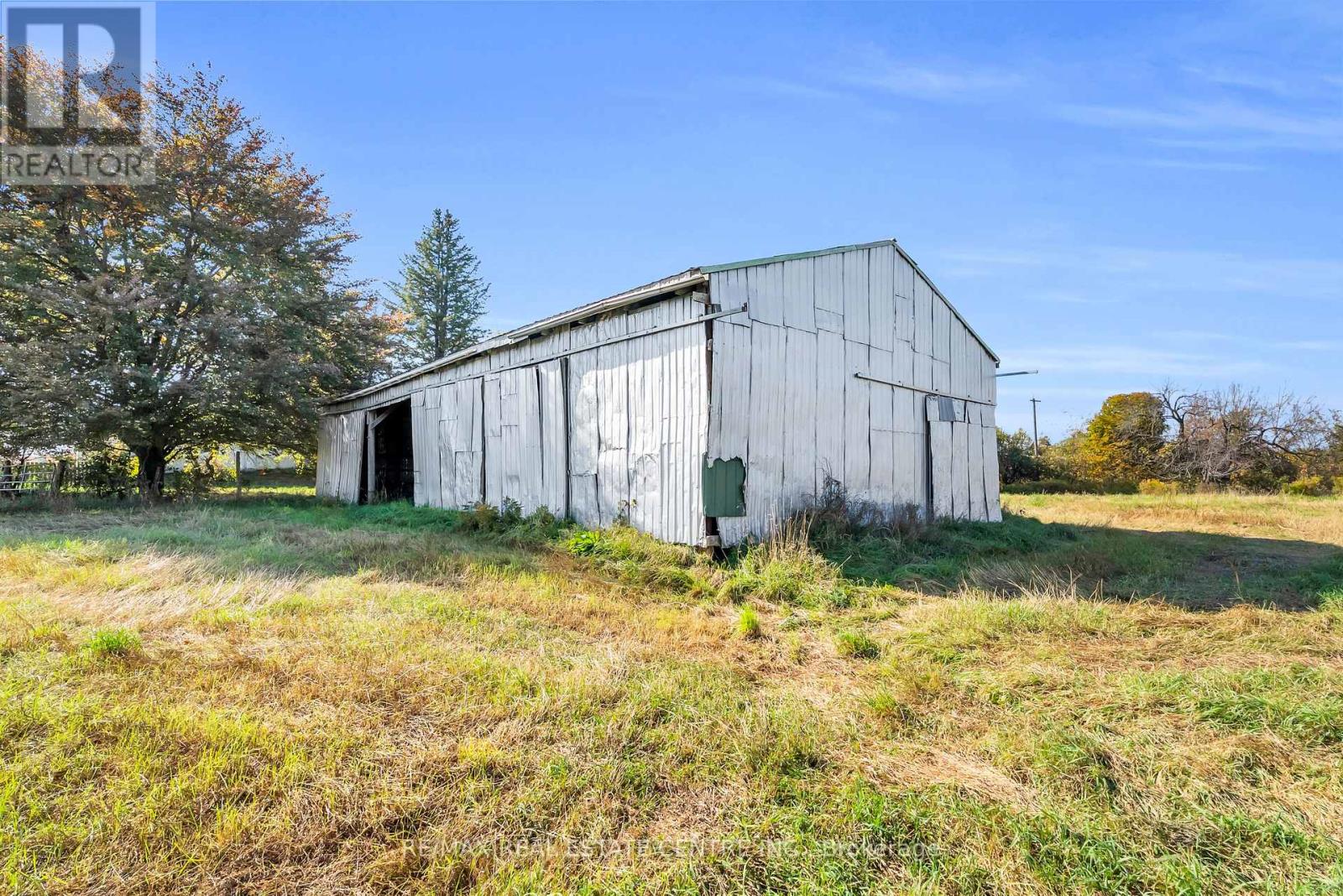 11858 32 Side Road — photo 39