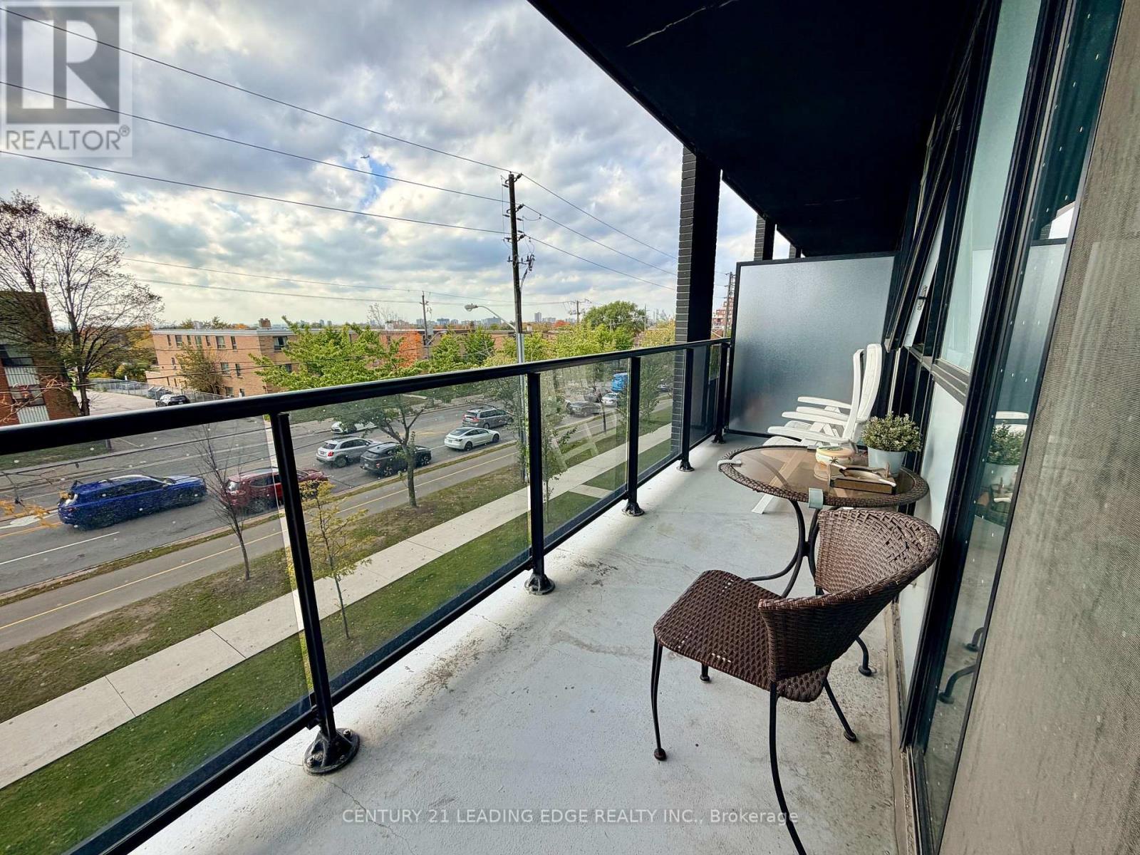 50 George Butchart Drive — photo 14