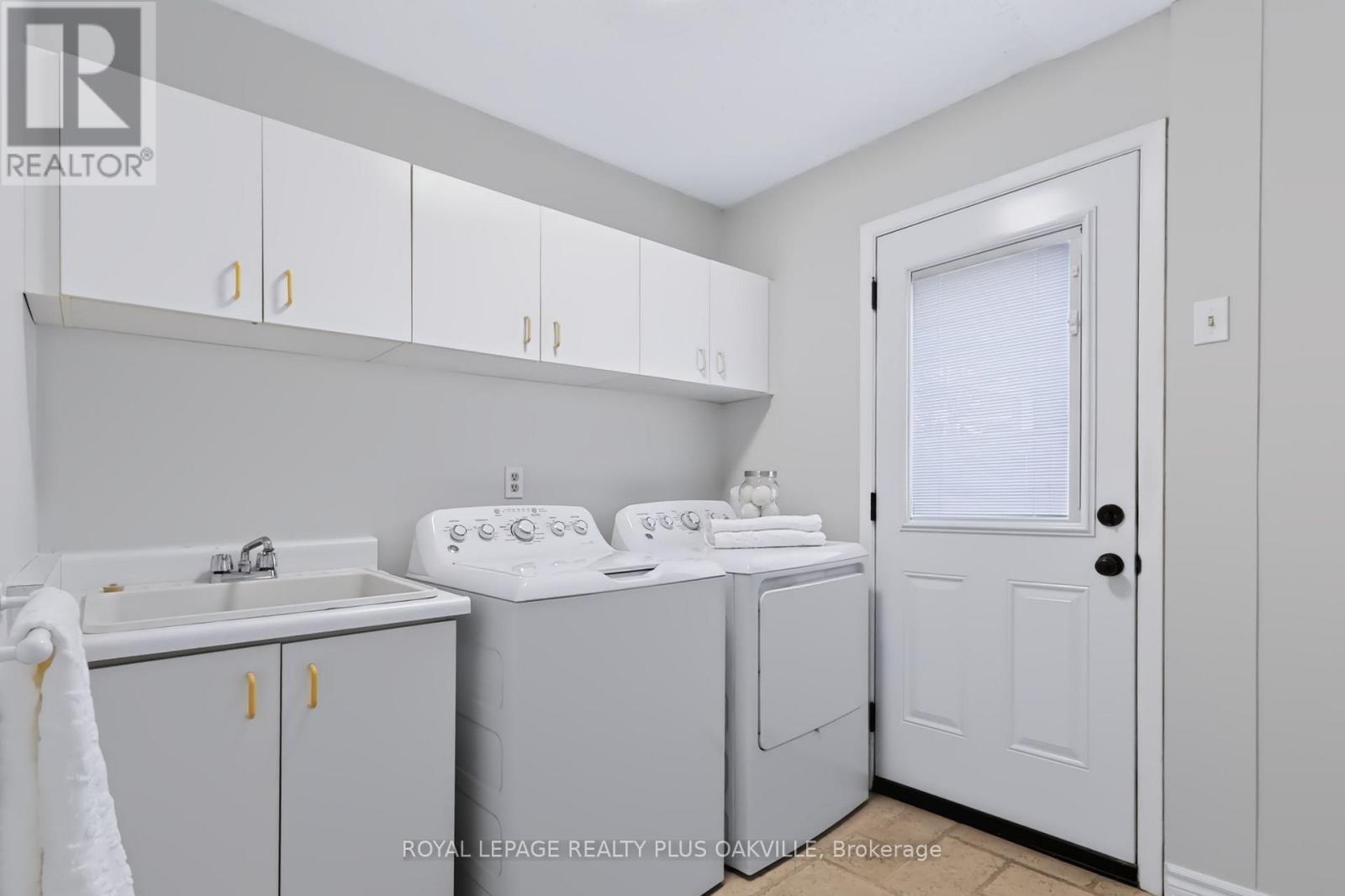 279 Hickory Circle — photo 26