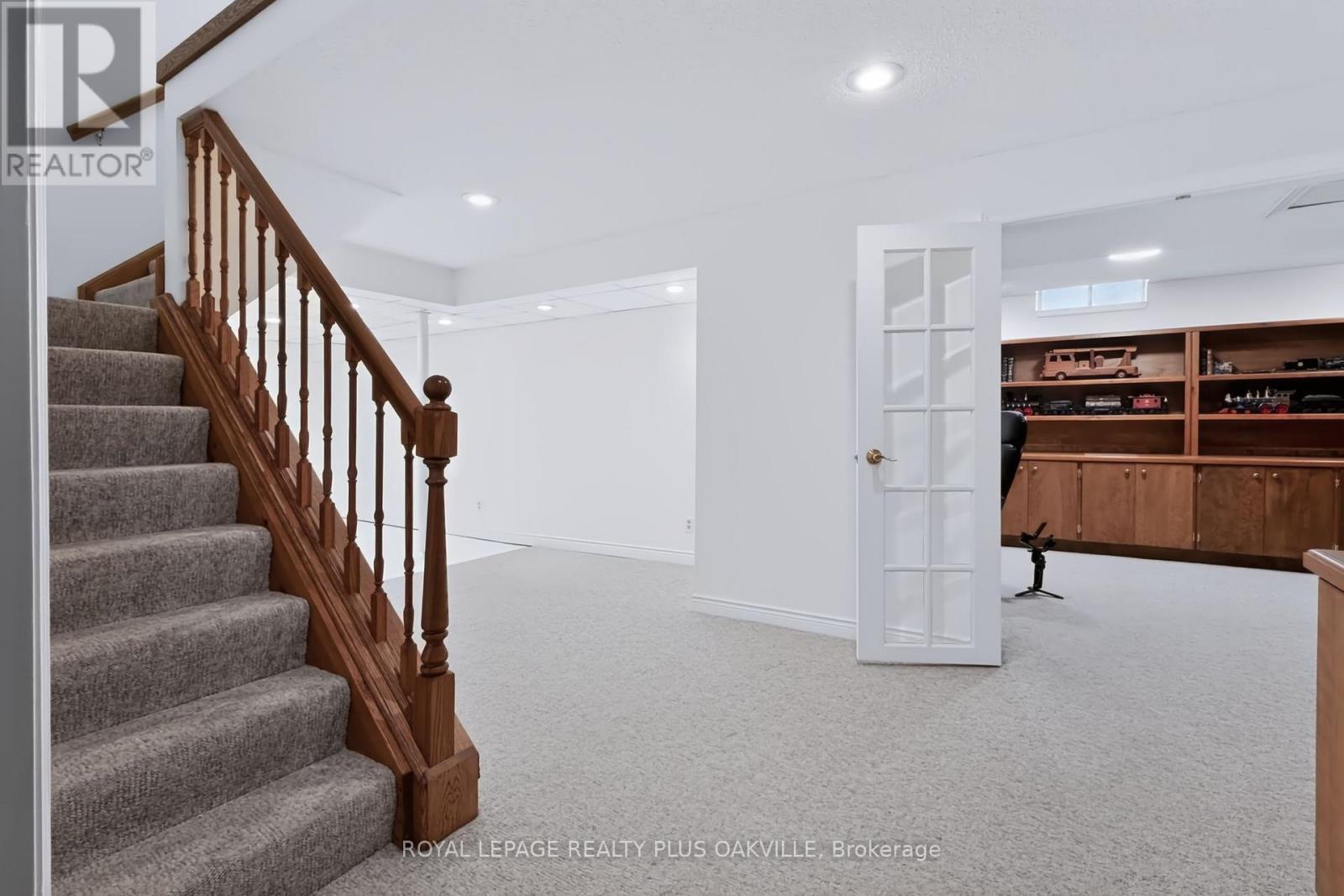 279 Hickory Circle — photo 36