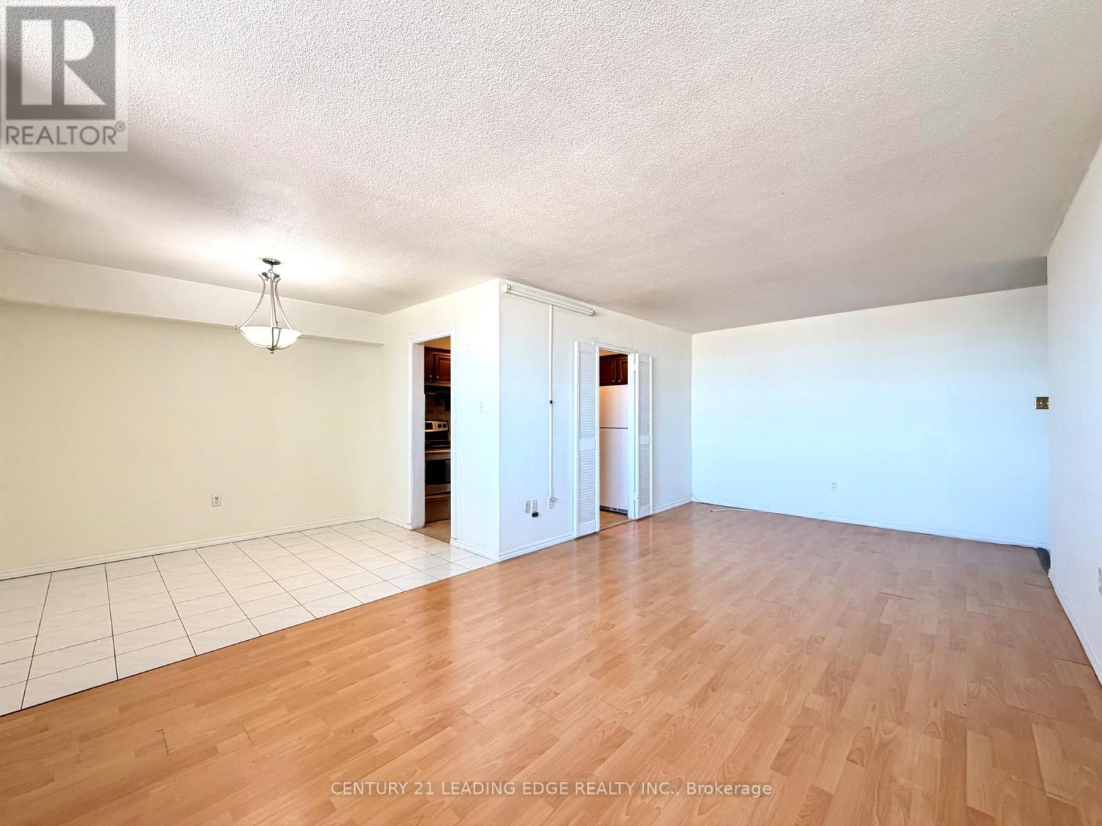 1455 Lawrence Avenue West — photo 7