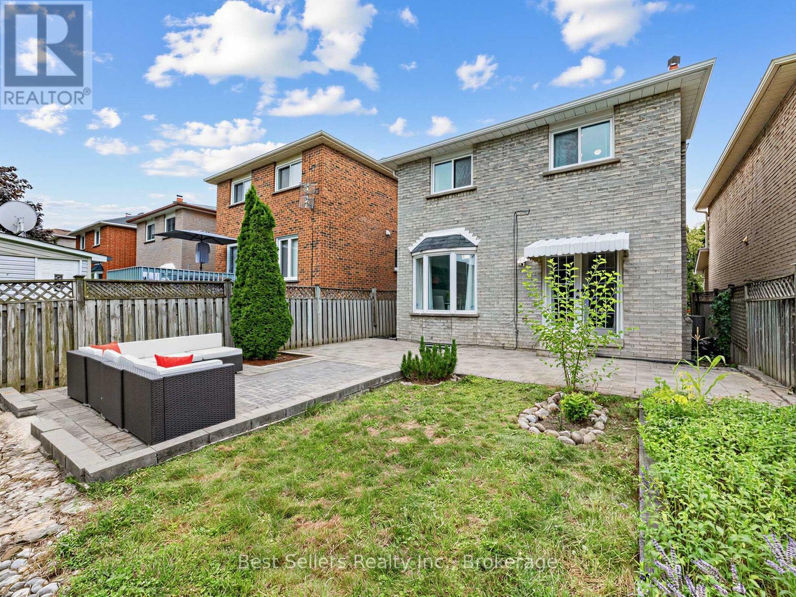 234 Lech Walesa Drive — photo 31