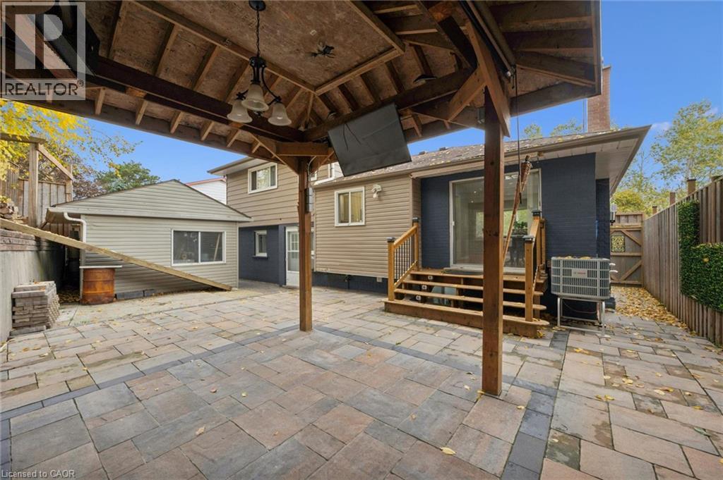 326 MANCHESTER Road - Image 23