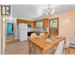 4pc Bathroom - 530 Glen Forrest Boulevard, Waterloo, ON N2L4J1 Photo 7