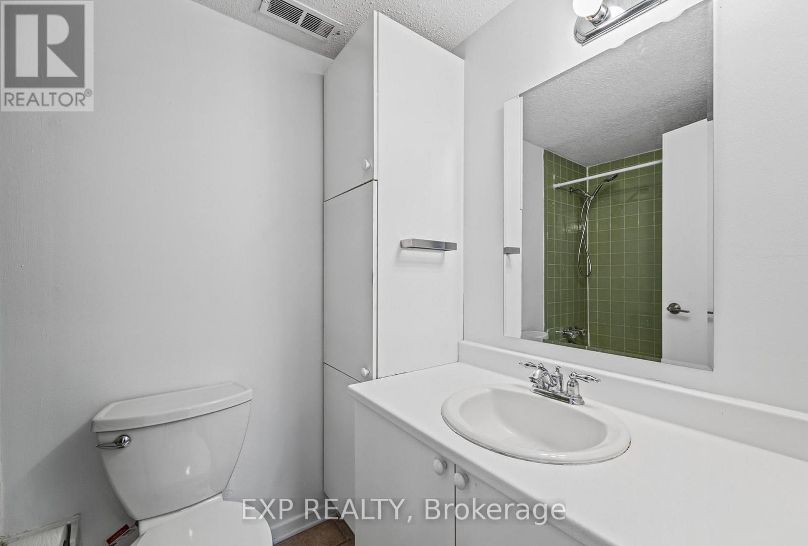 2044 Arrowsmith Drive — photo 28