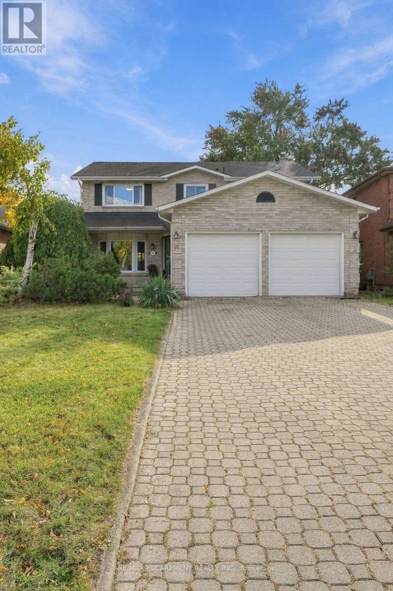 18 ROWNTREE DRIVE - 2