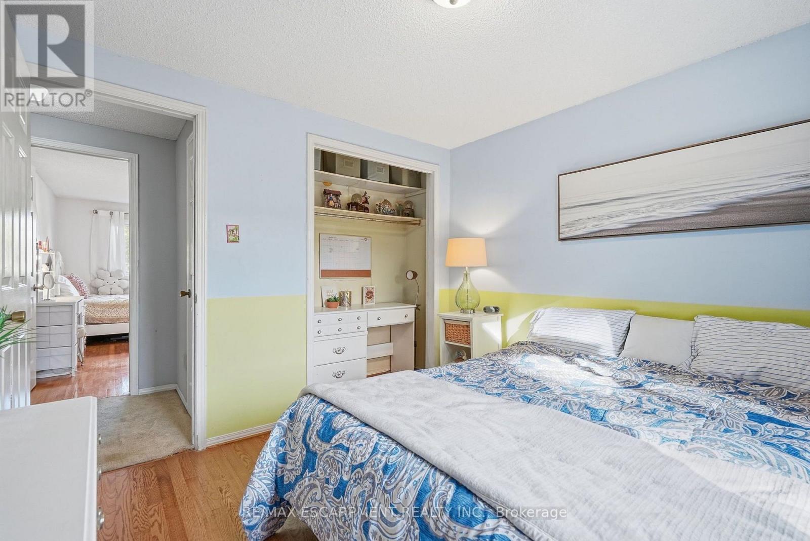 18 Rowntree Drive, Hamilton, ON photo 27