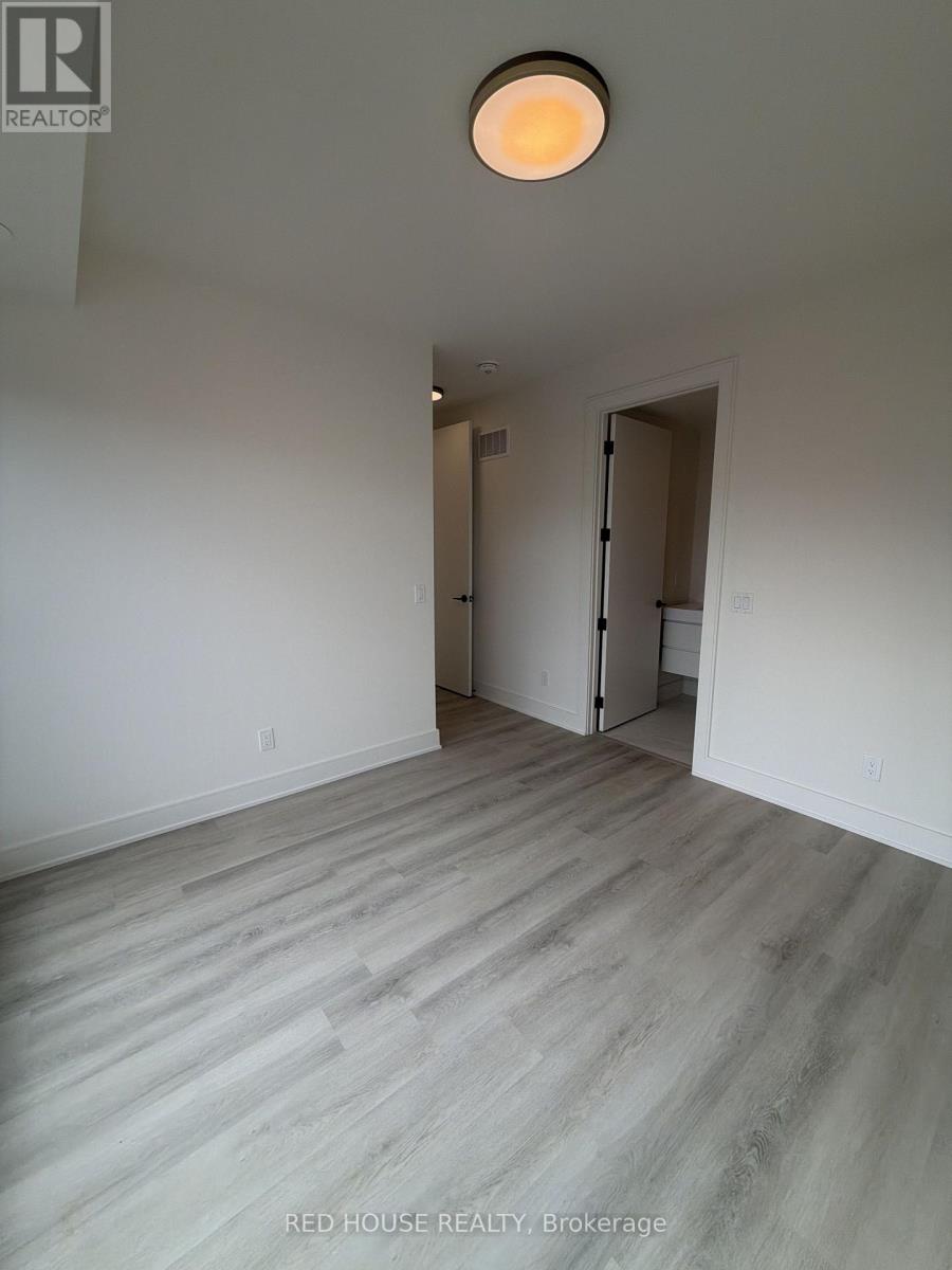 49 Everett Common — photo 30