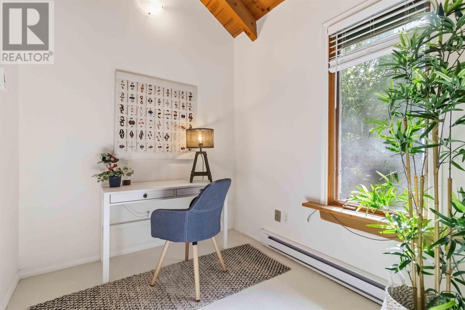 4 Lynn Road - 25