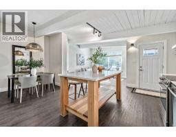 4421 Vissar Crescent NW - photo 10
