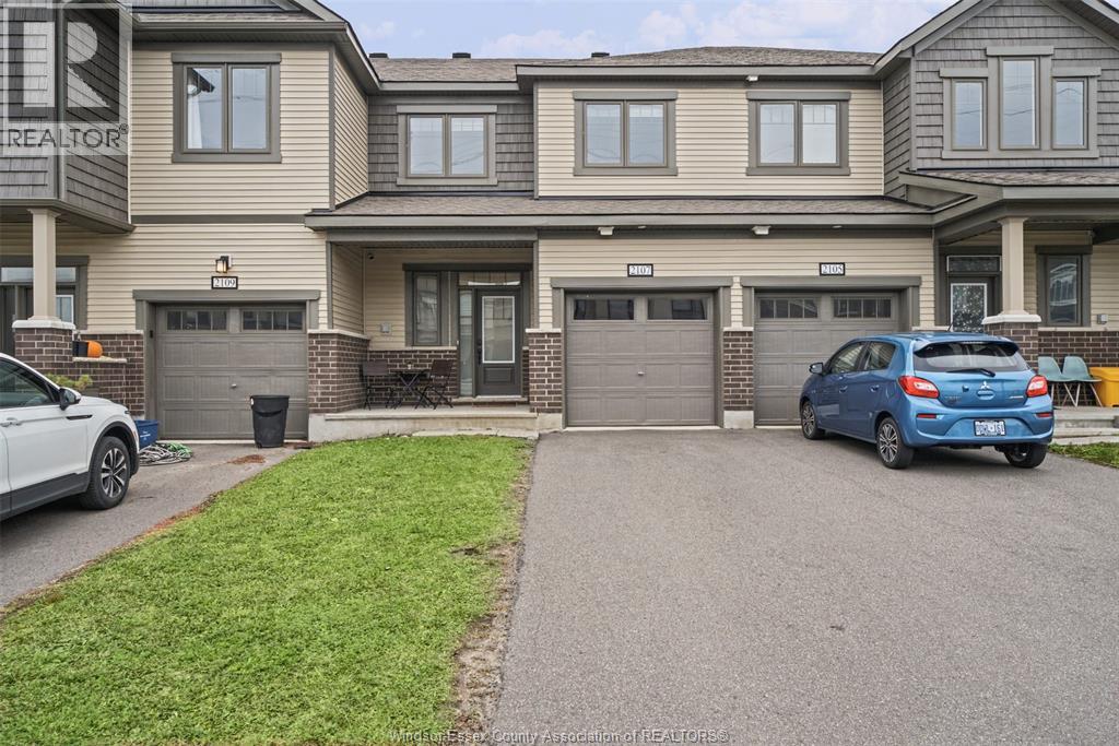 2107 Winsome Terrace — photo 36