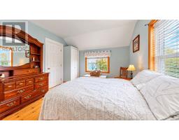 4 Thorburn, Gore Bay, ON P0P1H0 Photo 56