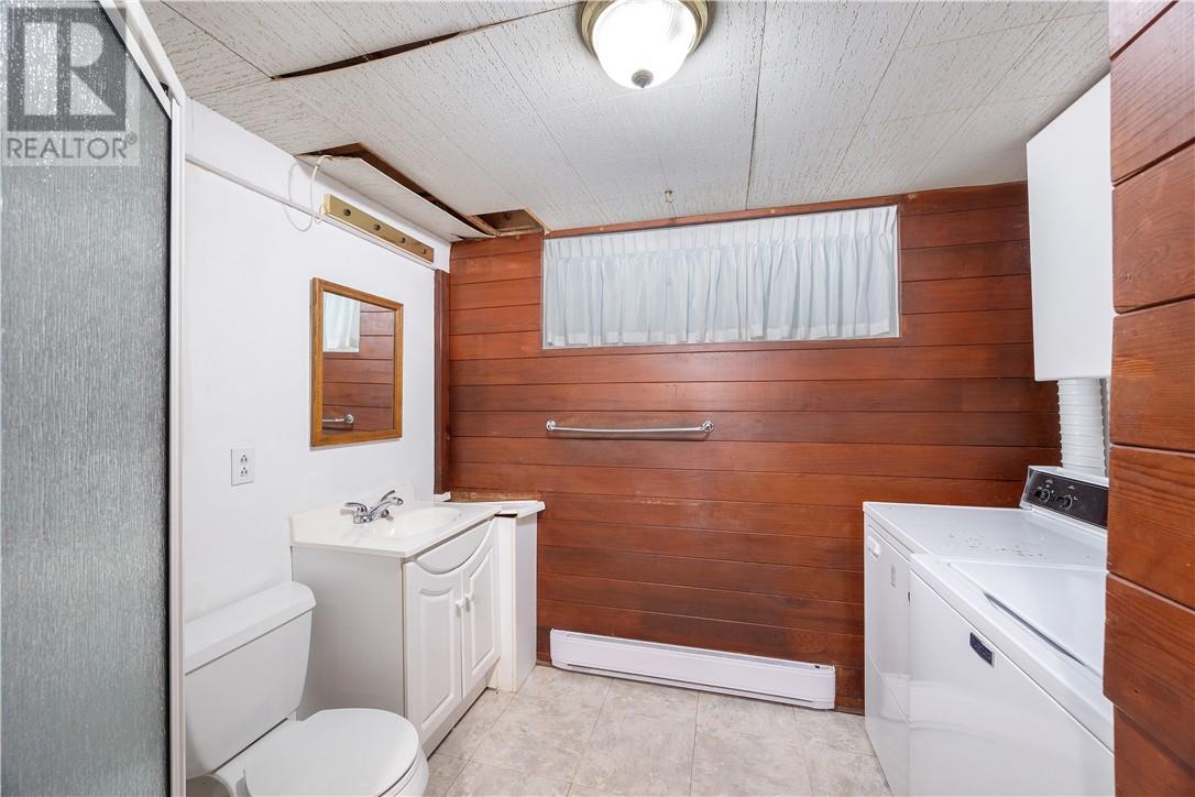 1231 Montrose Avenue — photo 35