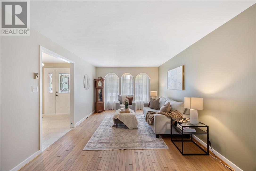 1231 Montrose Avenue — photo 17