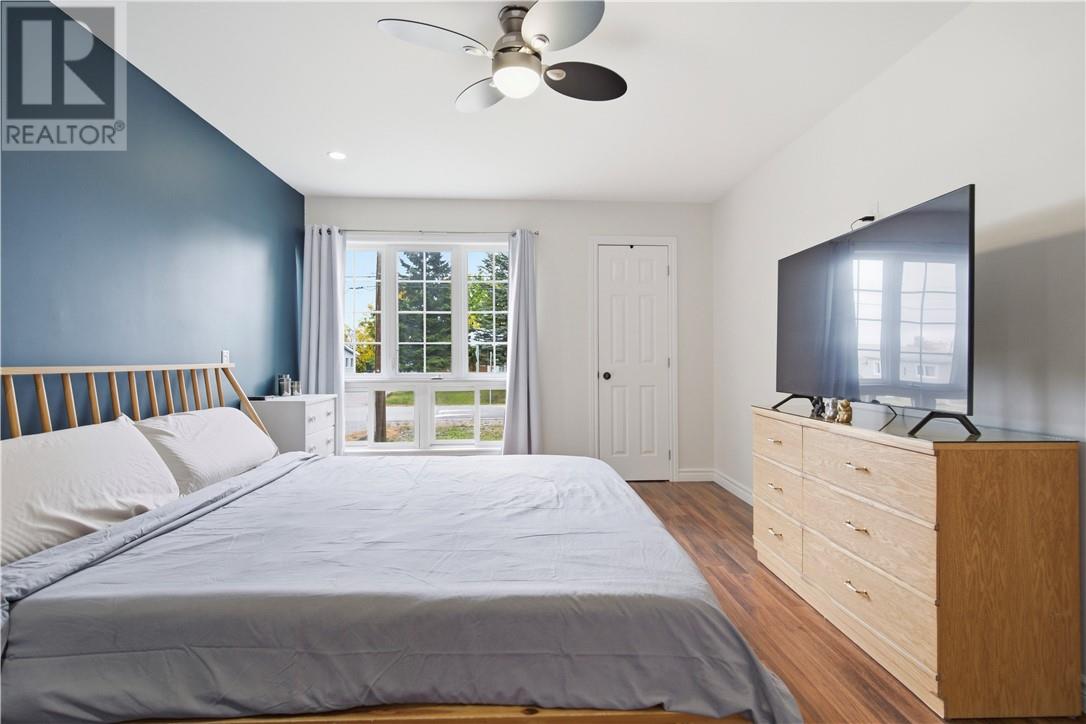 3113 Lina Street — photo 8