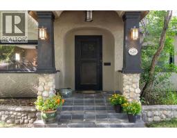 620 Rideau Road SW - photo 3