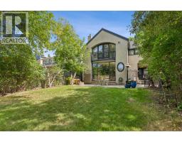 Foyer - 620 Rideau Road Sw, Calgary, AB T2S0R6 Photo 6