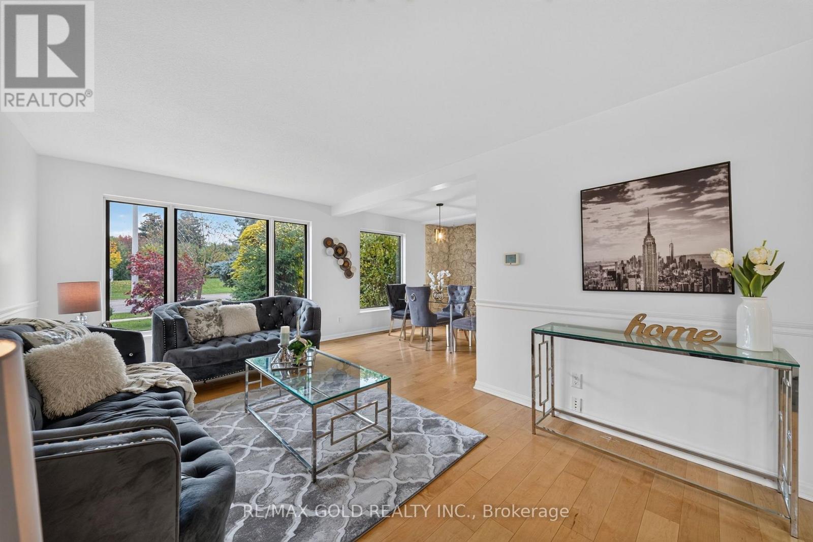 722 Balmoral Drive, Brampton, ON photo 8