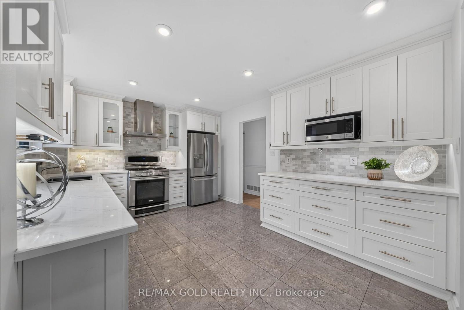 722 Balmoral Drive, Brampton, ON photo 17