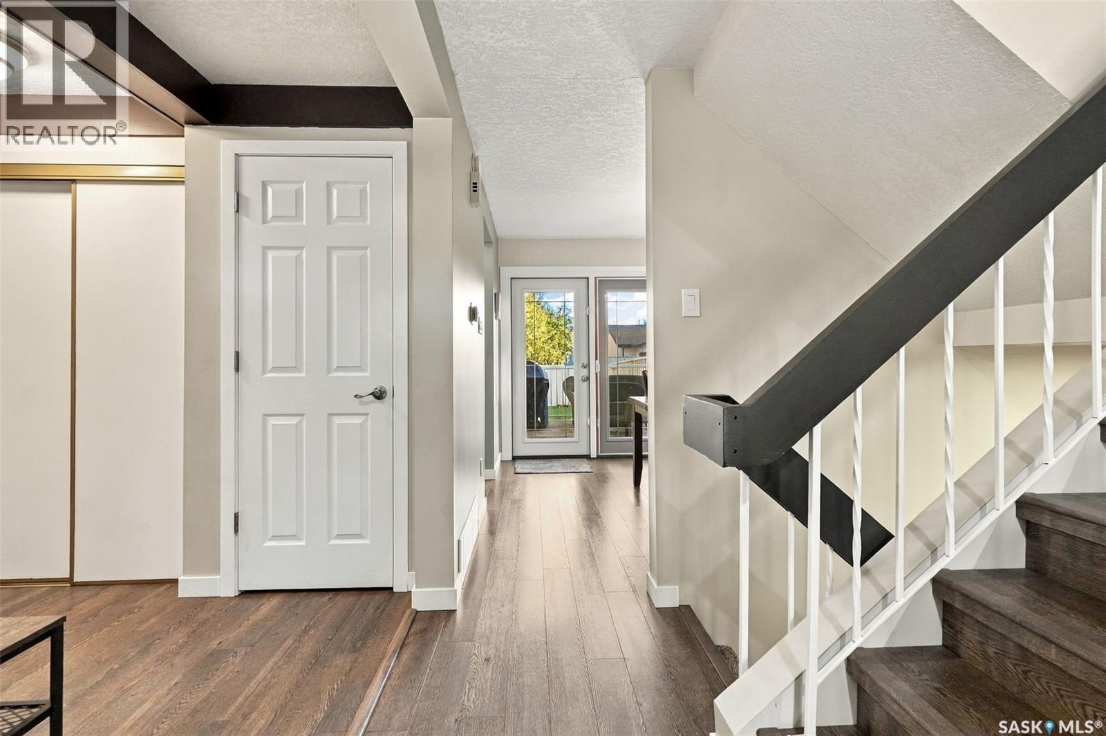 718 Seymour CRESCENT N, Regina — photo 8