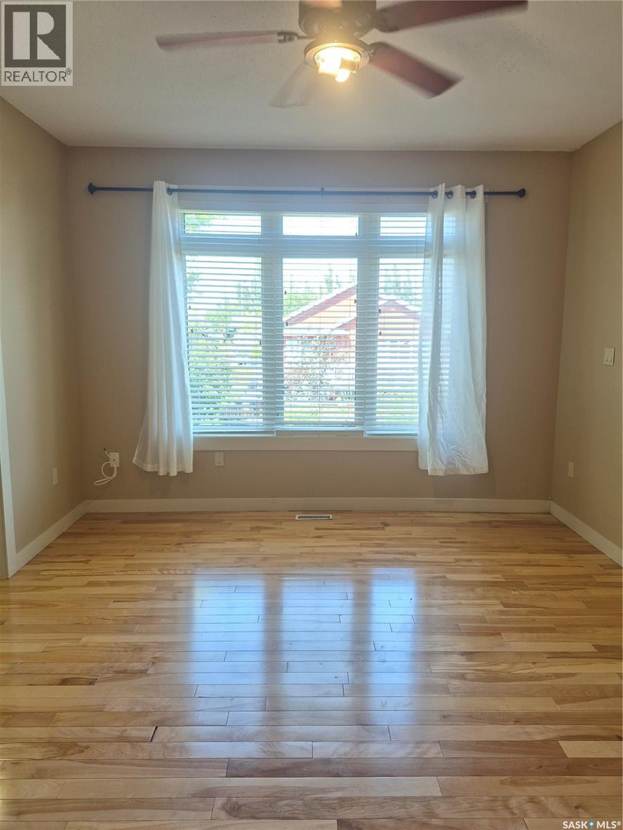 10321 Henderson DRIVE, North Battleford — photo 13