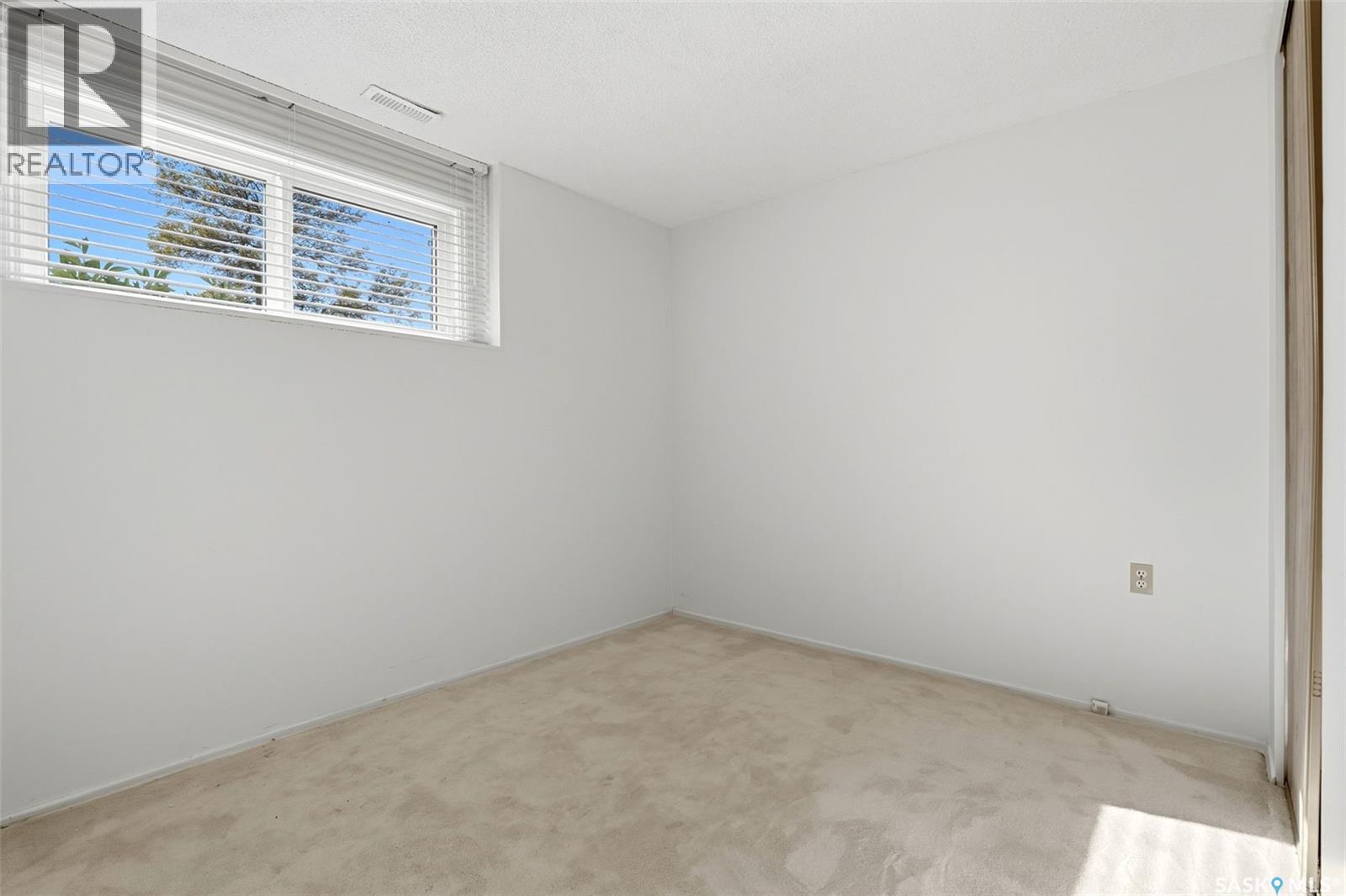 98 Read AVENUE, Regina — photo 31