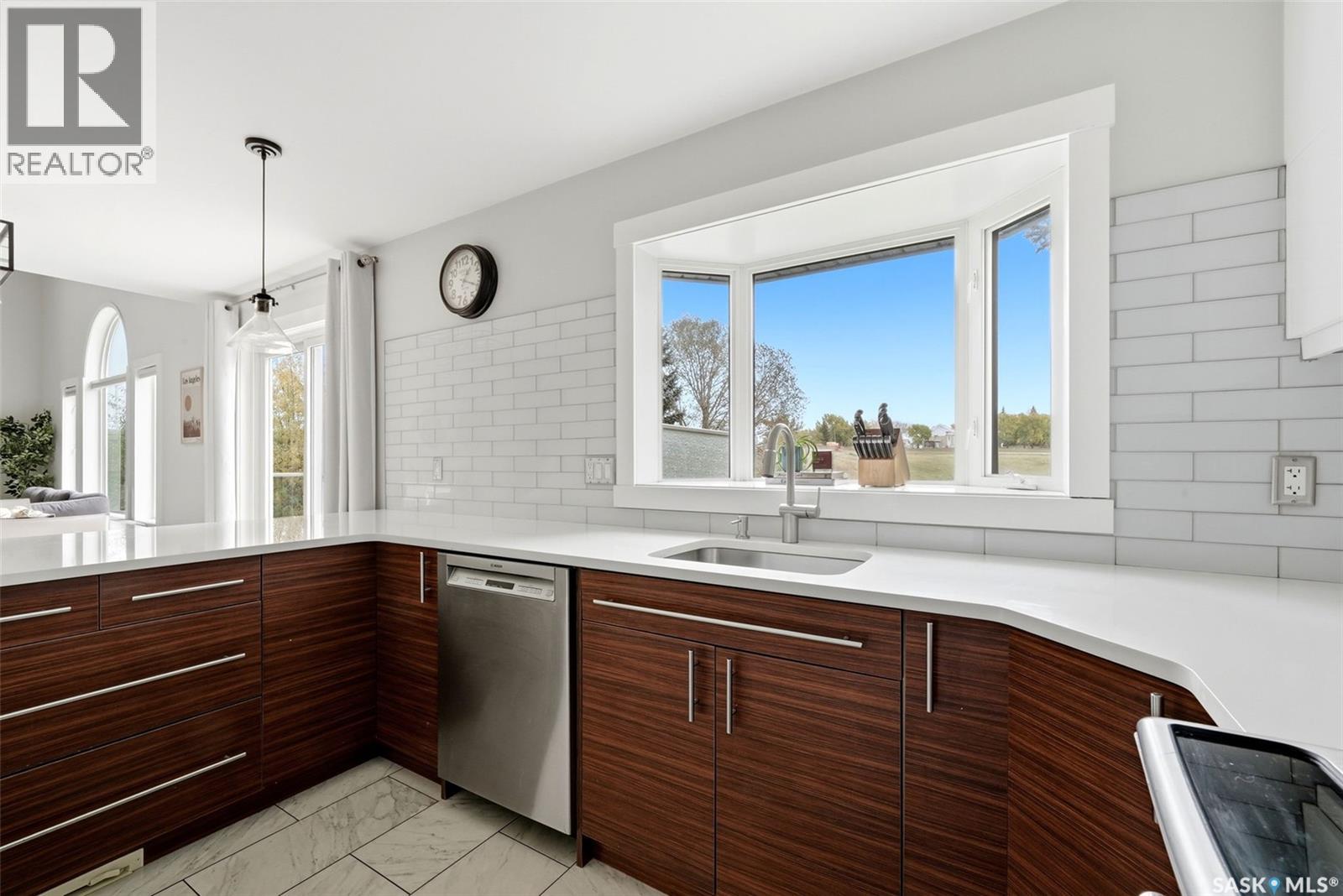 503 Solar STREET, Pilot Butte — photo 12