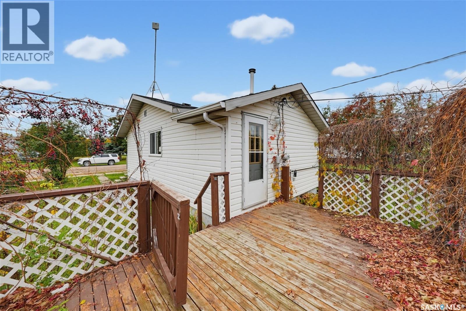 213 Stevens AVENUE, Birch Hills — photo 14