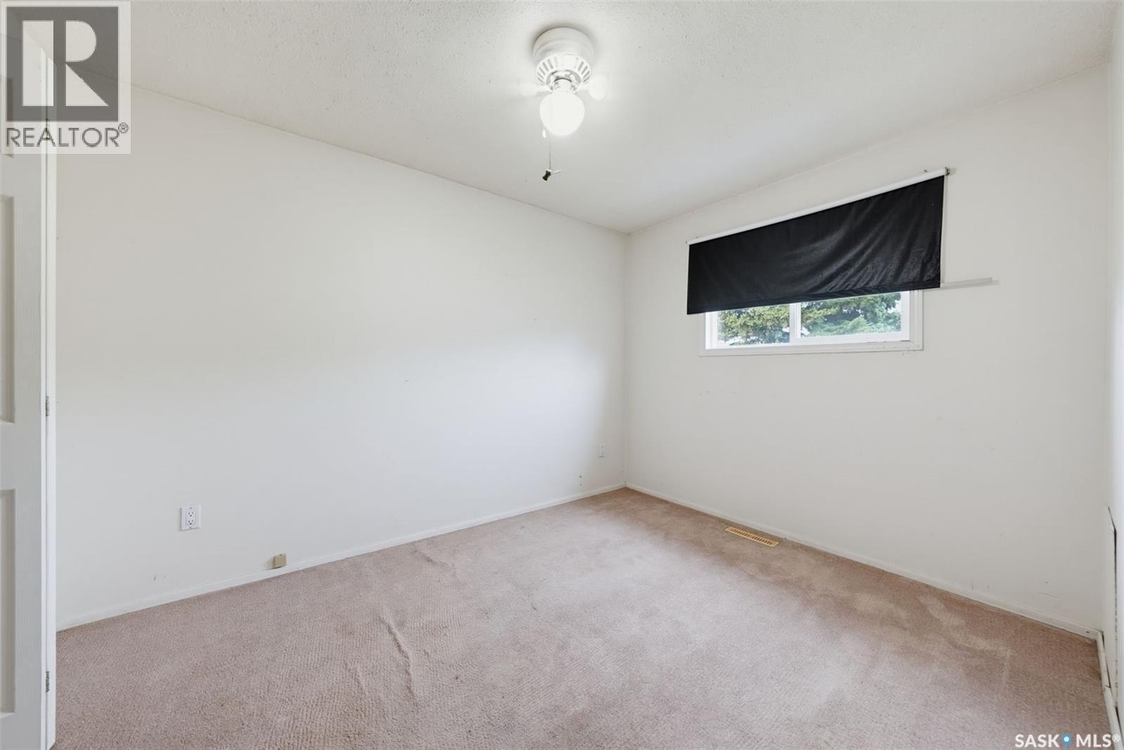 213 Stevens AVENUE, Birch Hills — photo 7