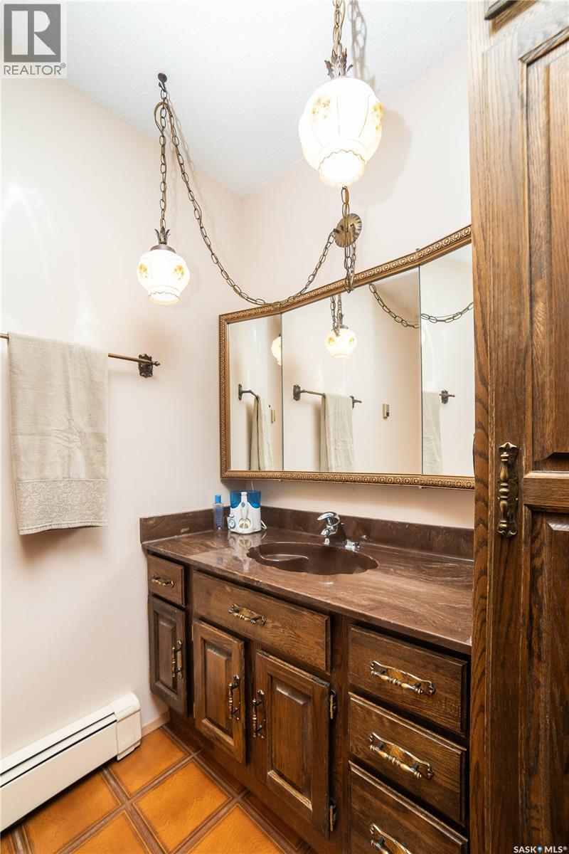 10802 Meighen CRESCENT, North Battleford — photo 16