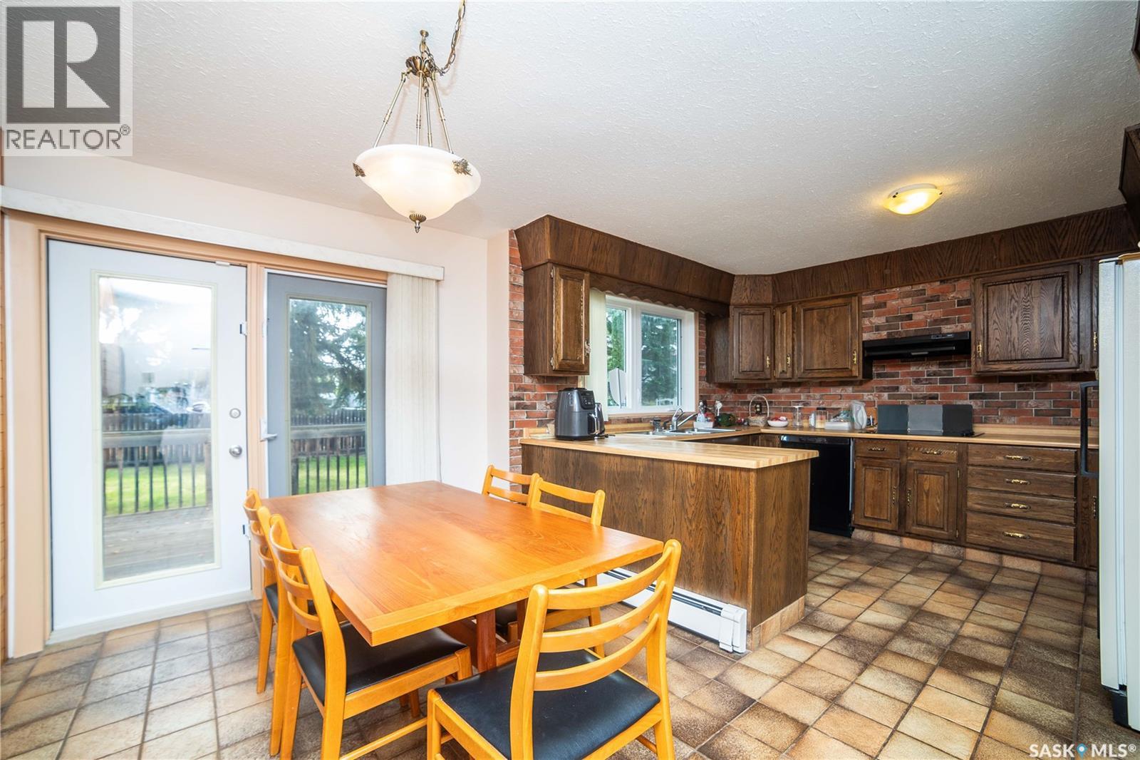 10802 Meighen CRESCENT, North Battleford — photo 7