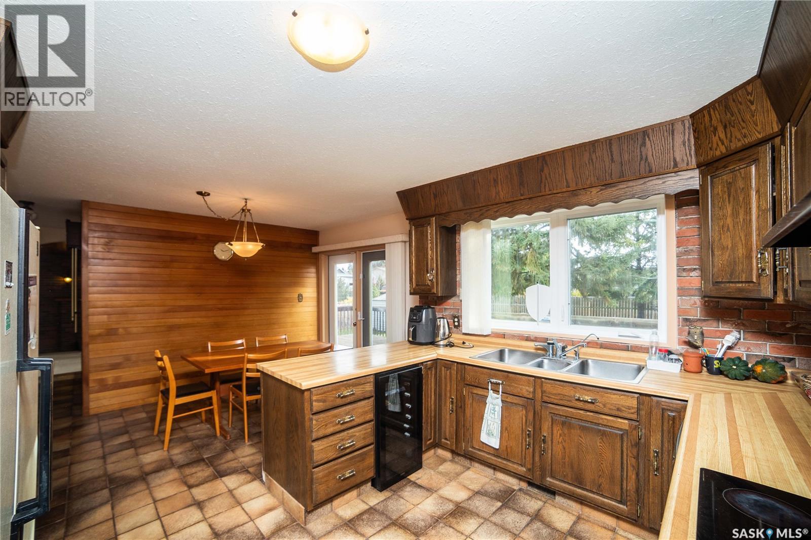 10802 Meighen CRESCENT, North Battleford — photo 9