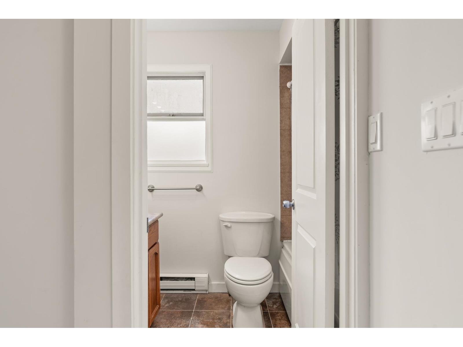 Photo of 232 DAVIS CRESCENT 21