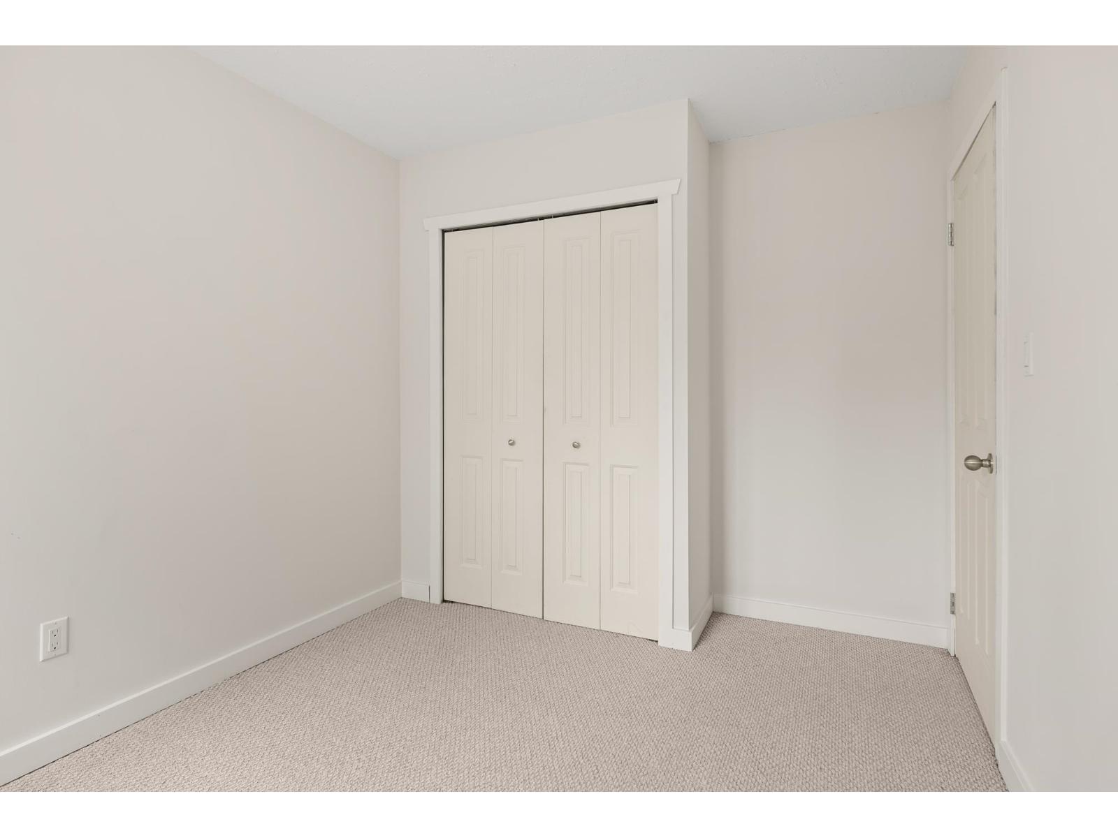Photo of 232 DAVIS CRESCENT 18