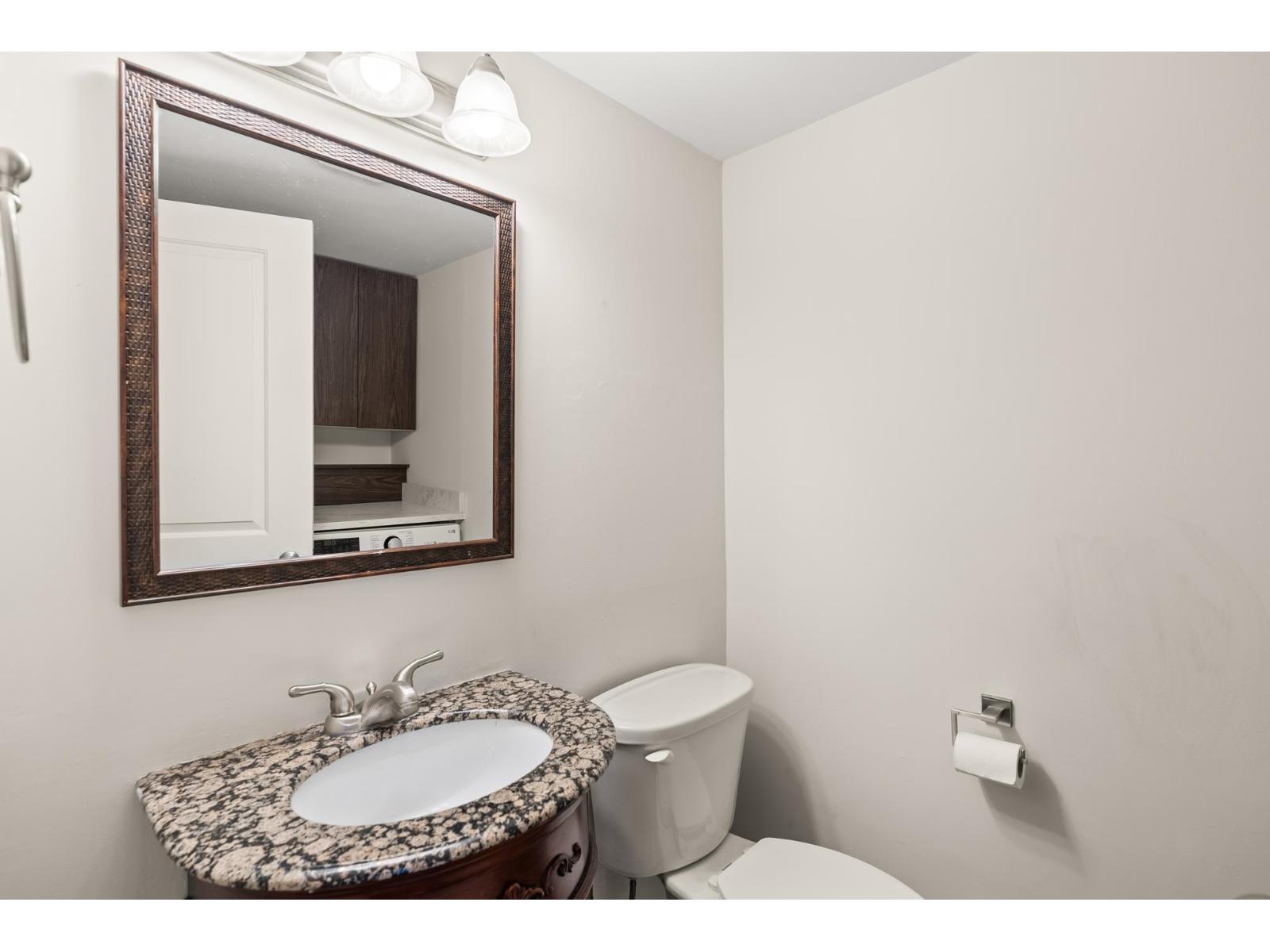 Photo of 232 DAVIS CRESCENT 20