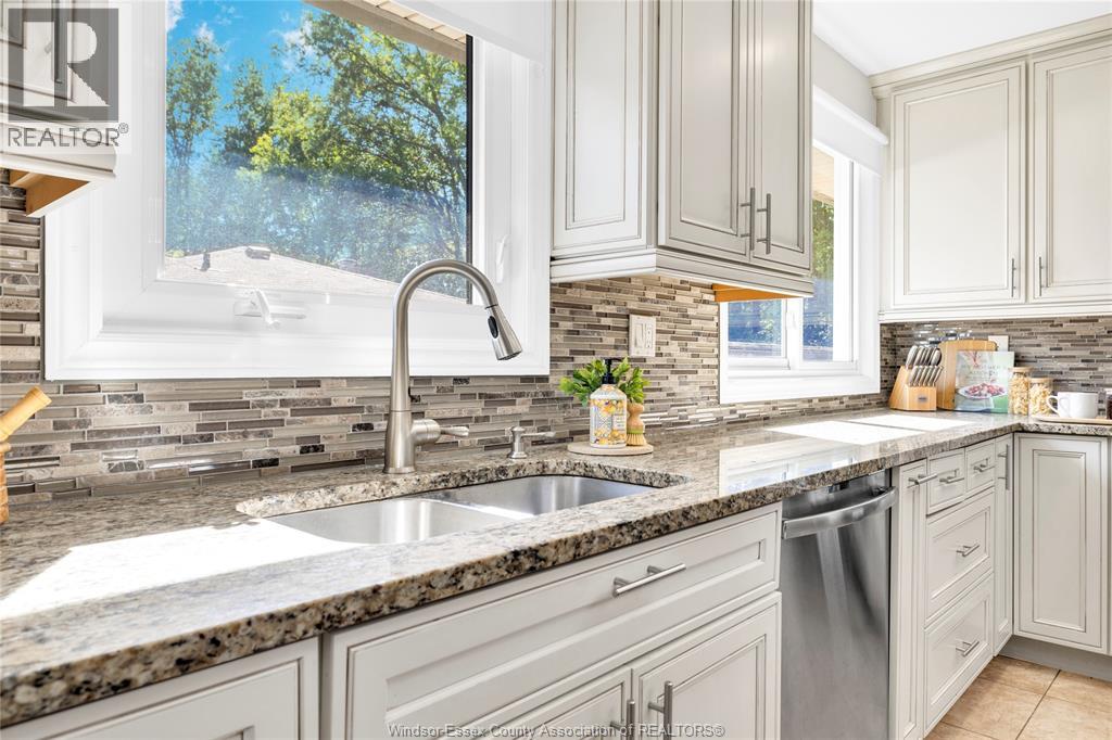 1367 ISABELLE PLACE - 8